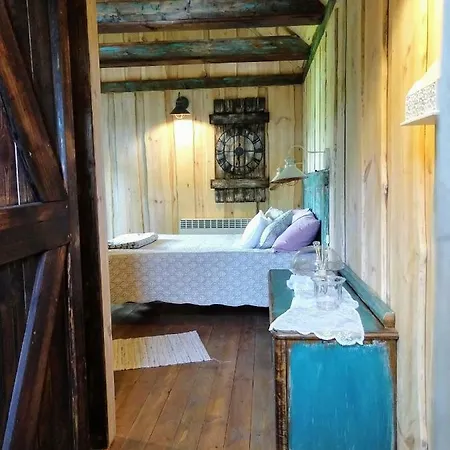 مزرعة للإقامة Osada Debowo Jeziorany